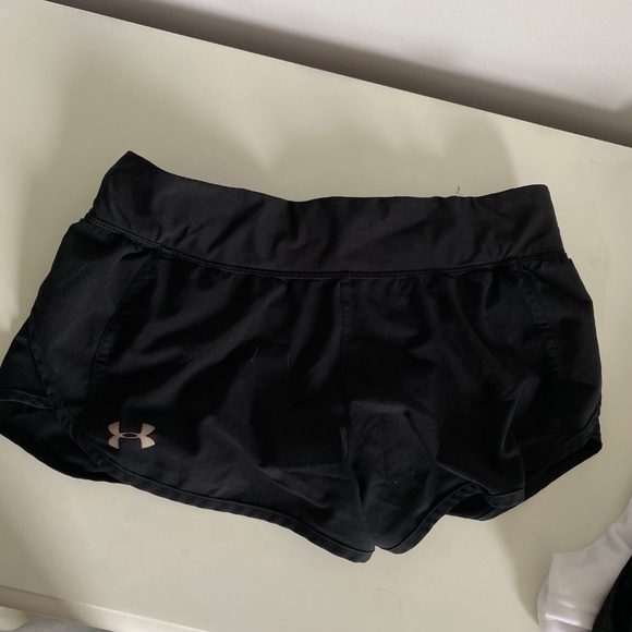 Under Armor shorts - Picture 2 of 2